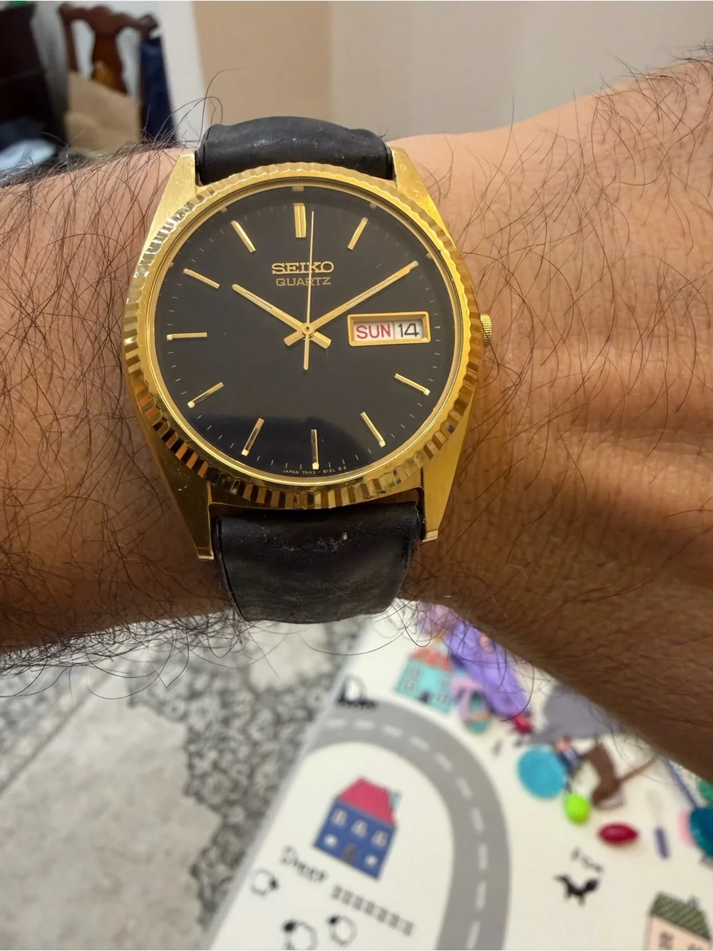 Vintage Seiko 7N43-8A10 Gold Tone Day Date Men Quartz Dress Watch